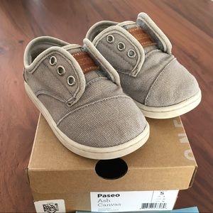 Toms Paseo Canvas Toddler Shoes Sz 5